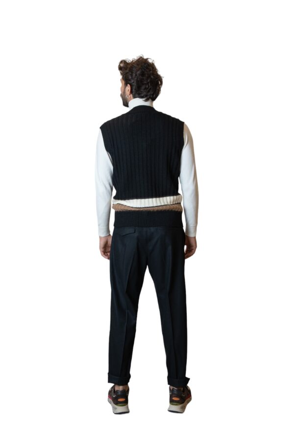 TAGLIATORE GILET V LANA VERGINE NERO - immagine 3